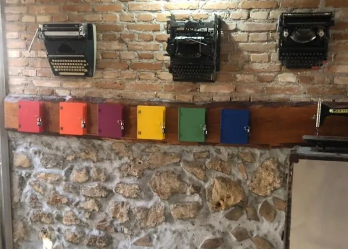 Sehir Merkezi Kaleici Deniz Yakini Muethis Lokasyon * أنطاليا
